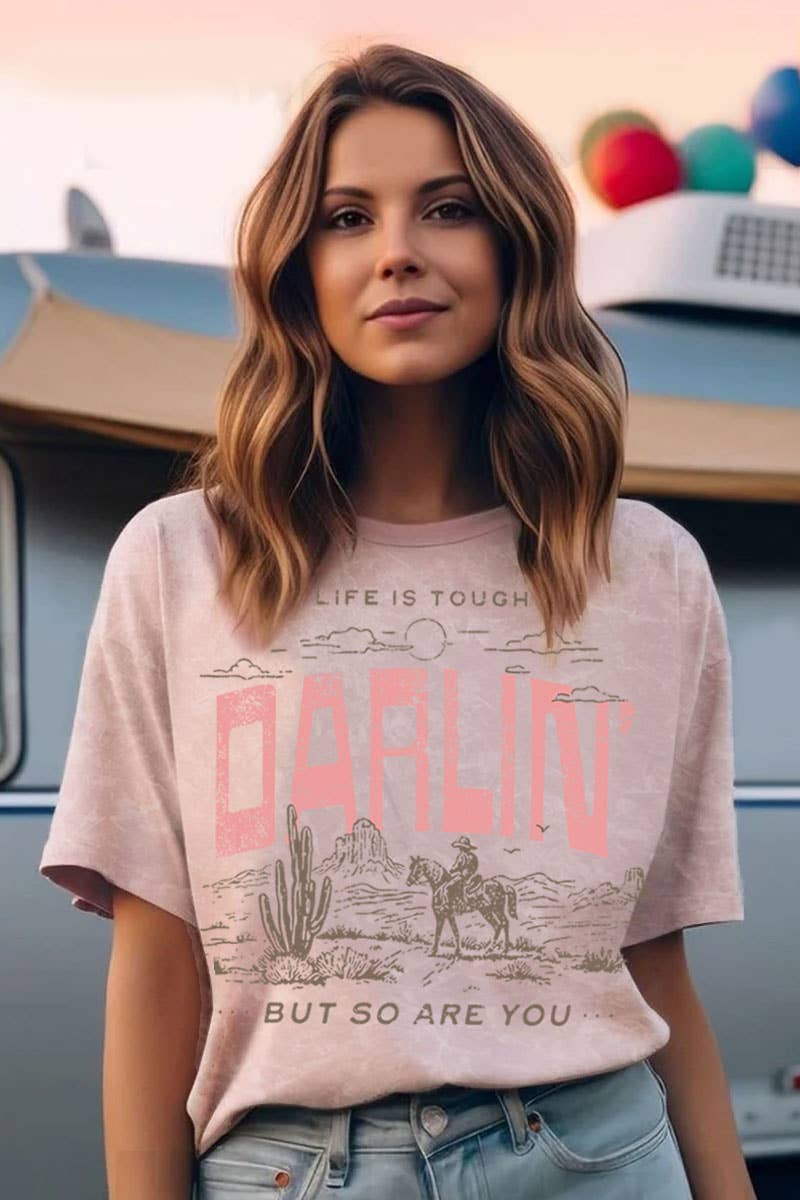 Darlin Graphic Tee