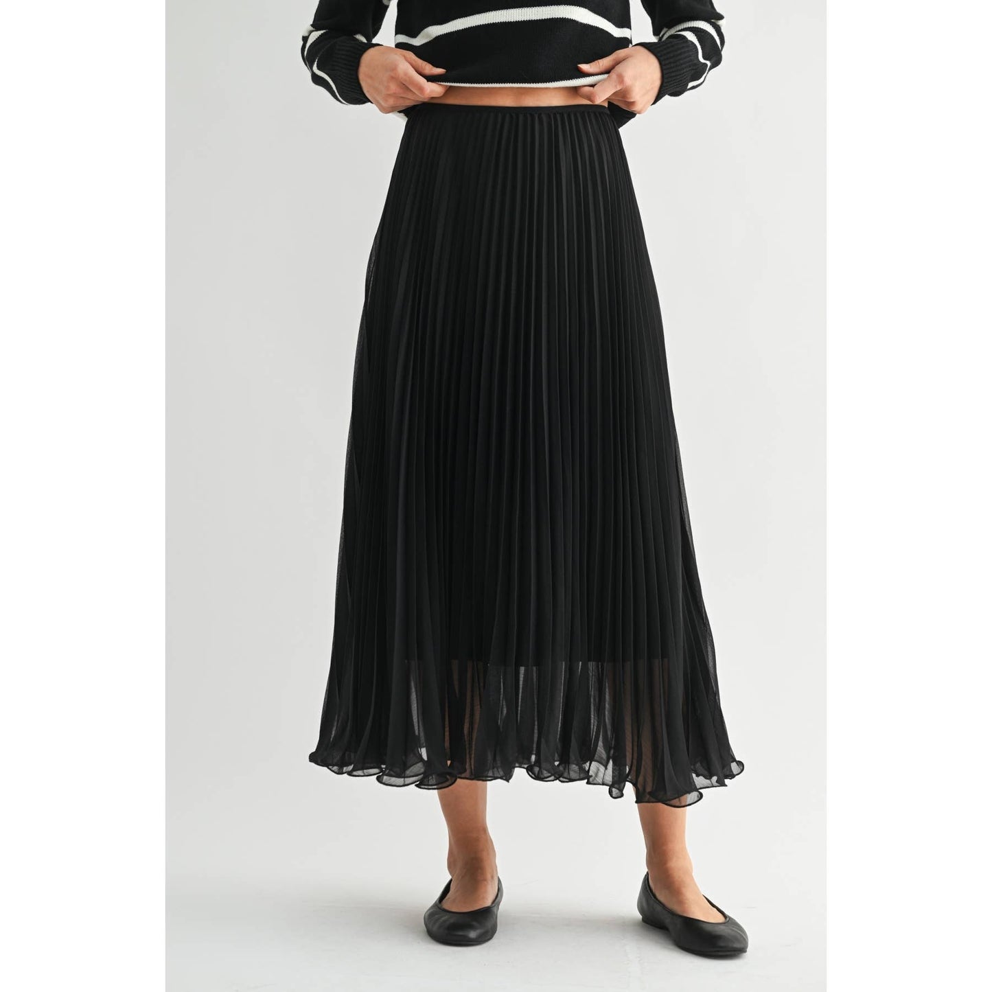 Black Pleated Maxi Skirt