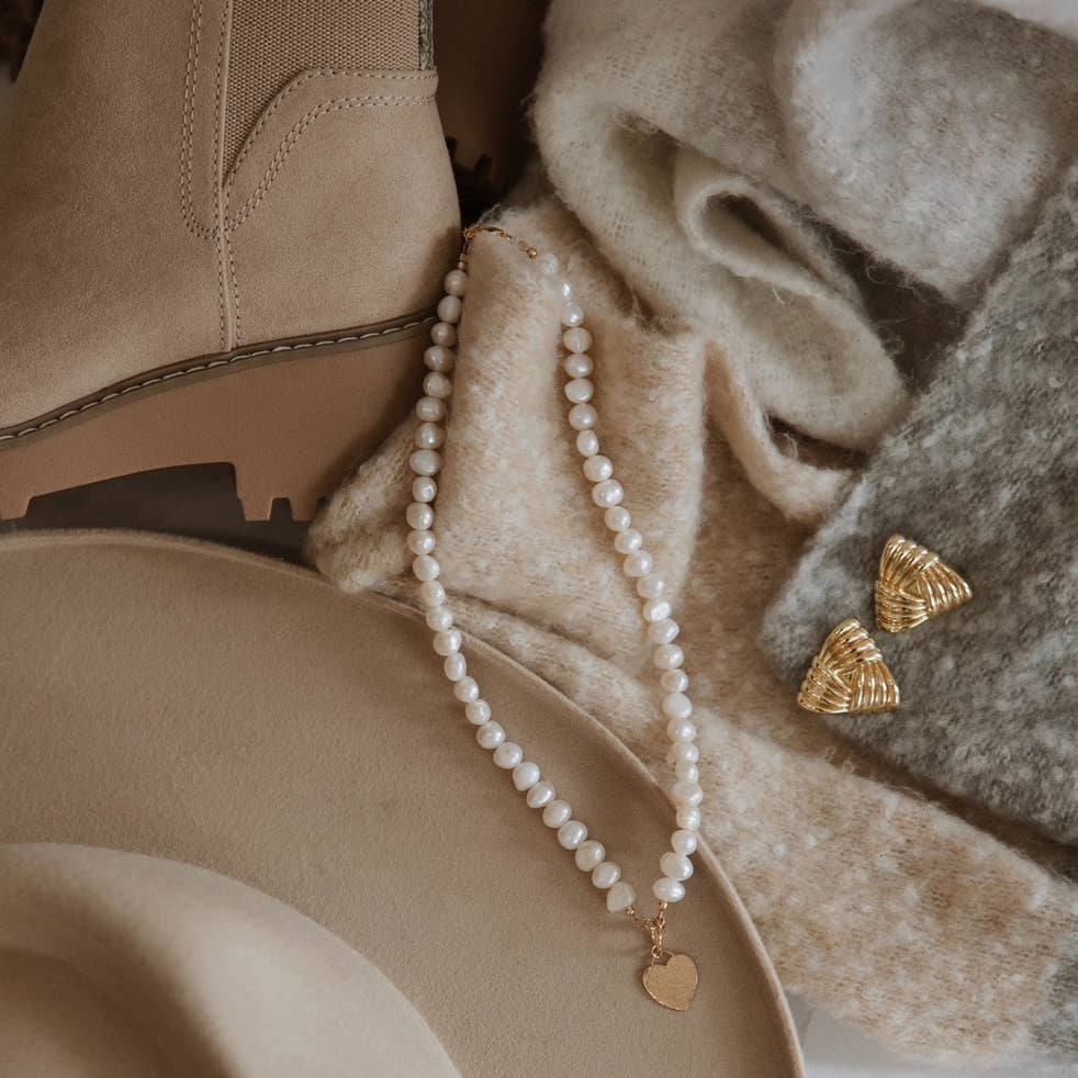 Triangle Knot Studs