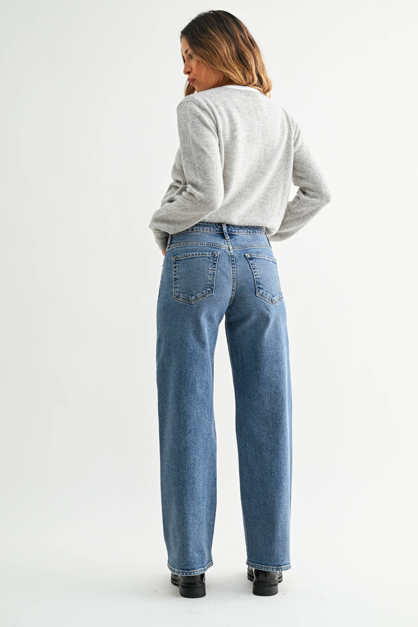 Mid Rise Slim Wide Leg