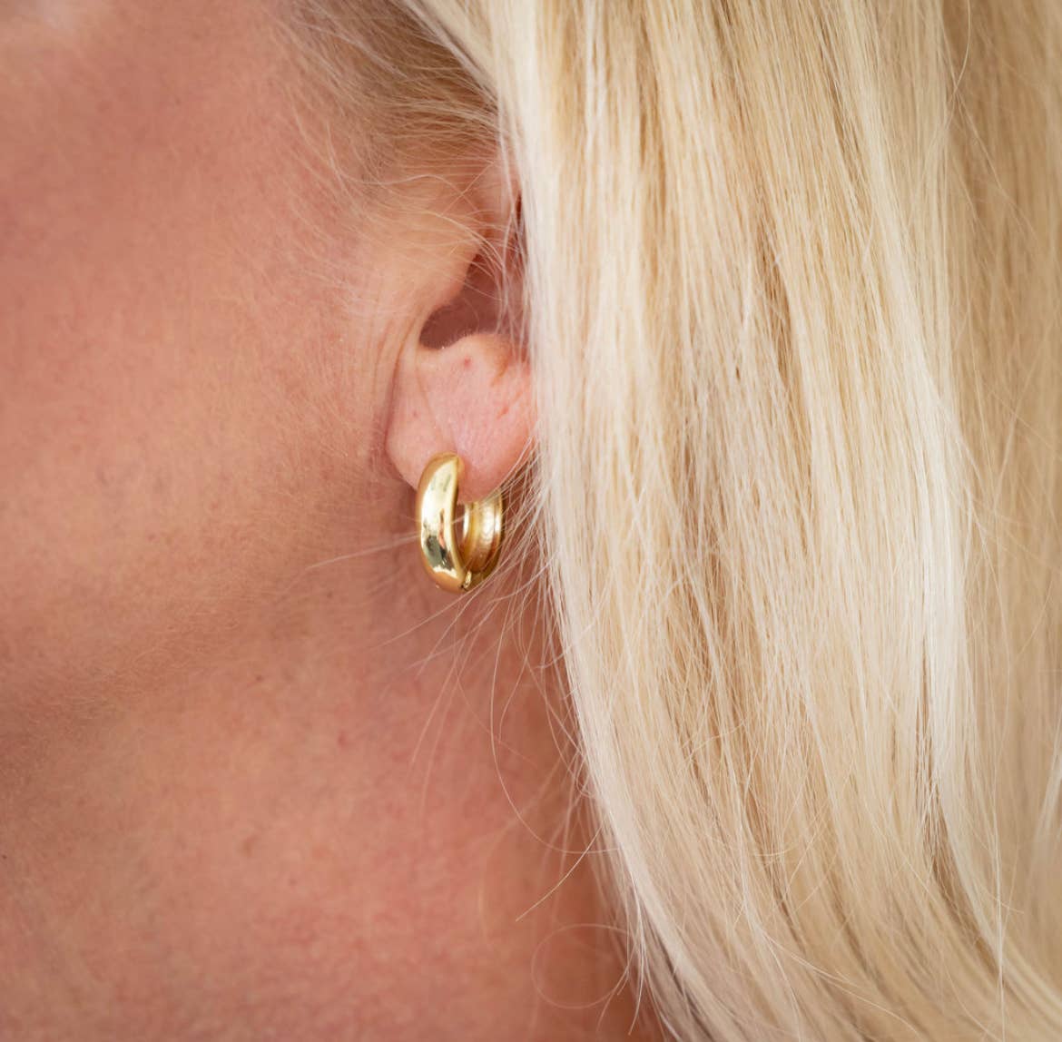Chunky Huggie Hoops