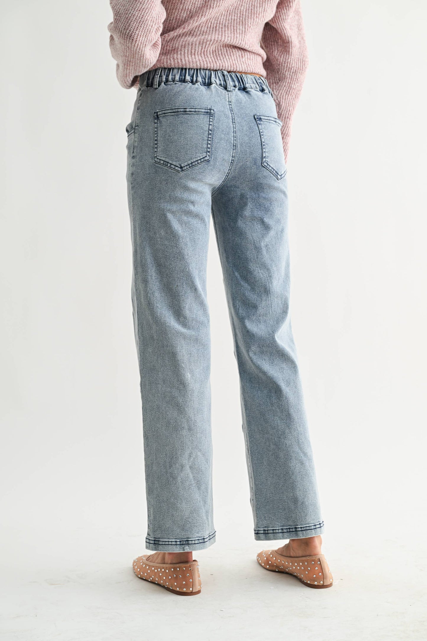 Bee Embroidered Jeans