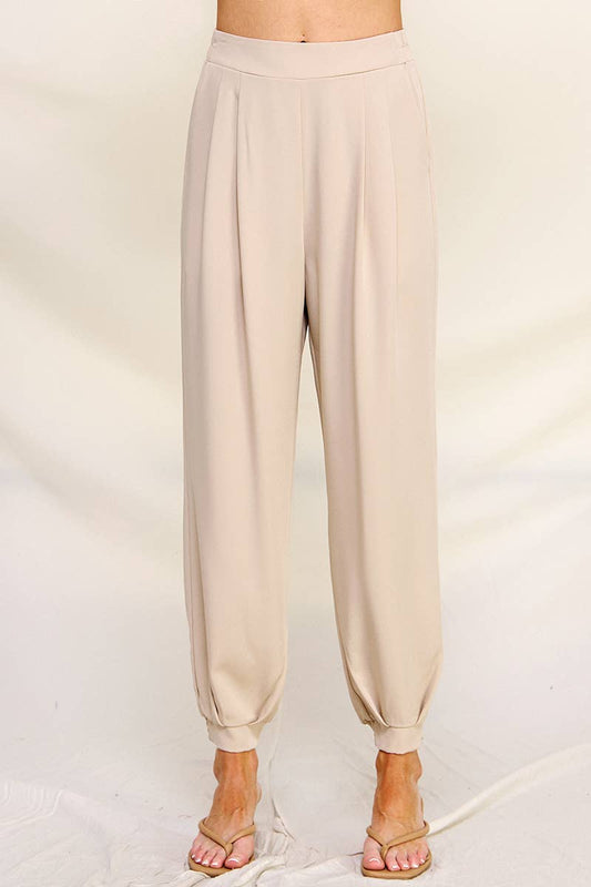 Pleated Jogger Pant